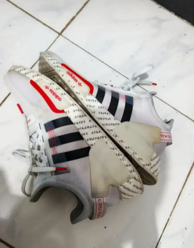 Sepatu Adidas NMD