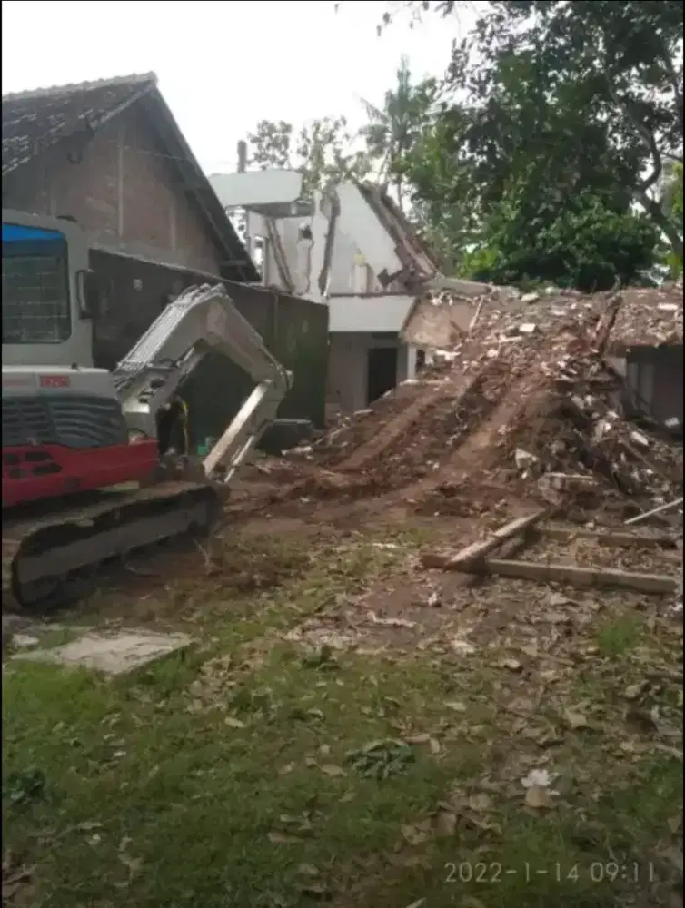 Bongkar bangunan anda