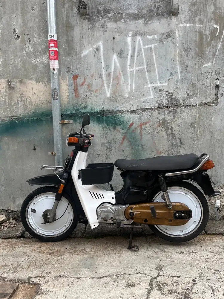 SUZUKI RC 100 kumplit