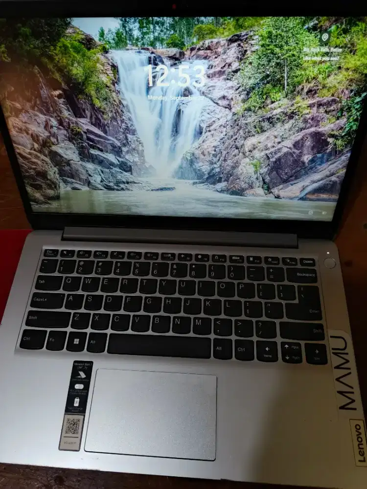 Laptop Lenovo IdeaPad 1