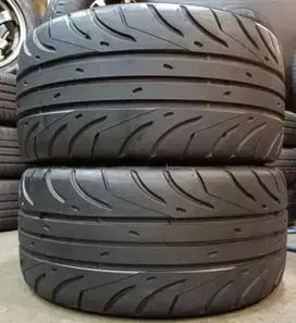 Ban Acellera 651 R19 265/30