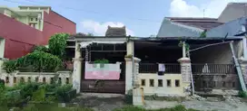 1008,69 lelang rumah Mojokerto di Magersari di griya permata meri