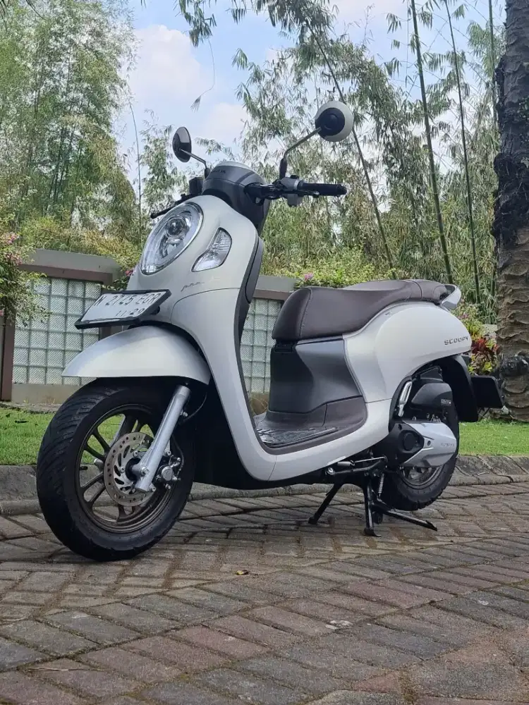 Honda Scoopy Prestige Smartkeyless 2024 Putih N Malang Odo 7rb Good