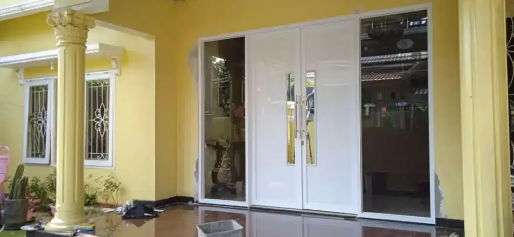 Pintu besi stainless almunium