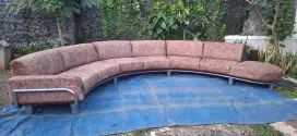 Sofa Import Lengkung Rangka Besi Berat Jumbo Istimewa