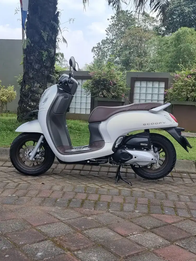 Honda Scoopy Prestige Smartkeyless 2024 Putih N Malang Odo 7rb Good