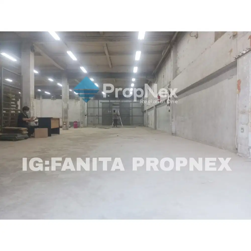 Dijual gudang dan kantor di Agung Karya,Sunter,Jajarta Utara LT1943m2