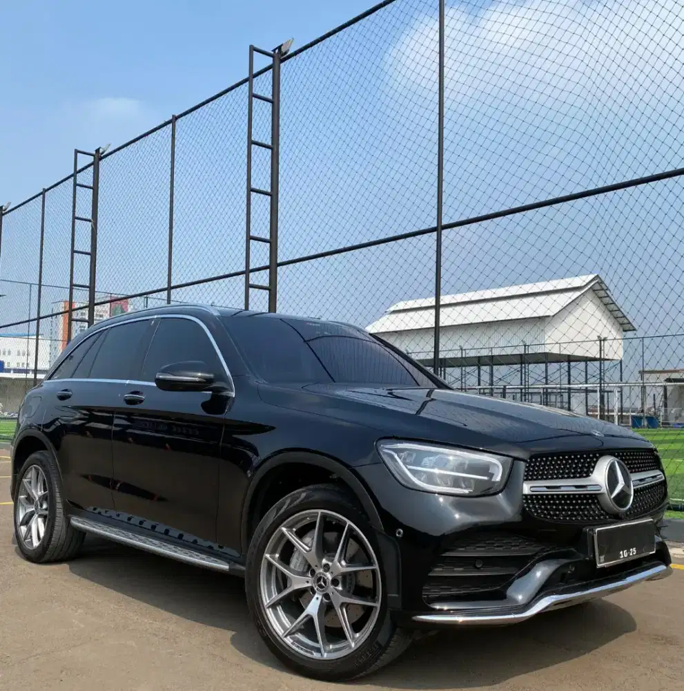 [FACELIFT] Mercedes Benz GLC200 AMG 2020 / 2021