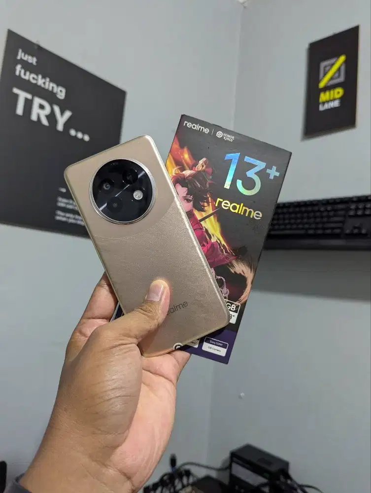 Realme 13 Plus 5G 12/256 Fullset