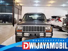 Jeep Cherokee 4.0 AT 1995
