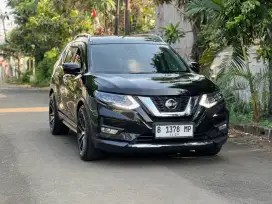 Nissan Xtrail 2.5 CBU Panoramic Sunroof AT 2019 Hitam