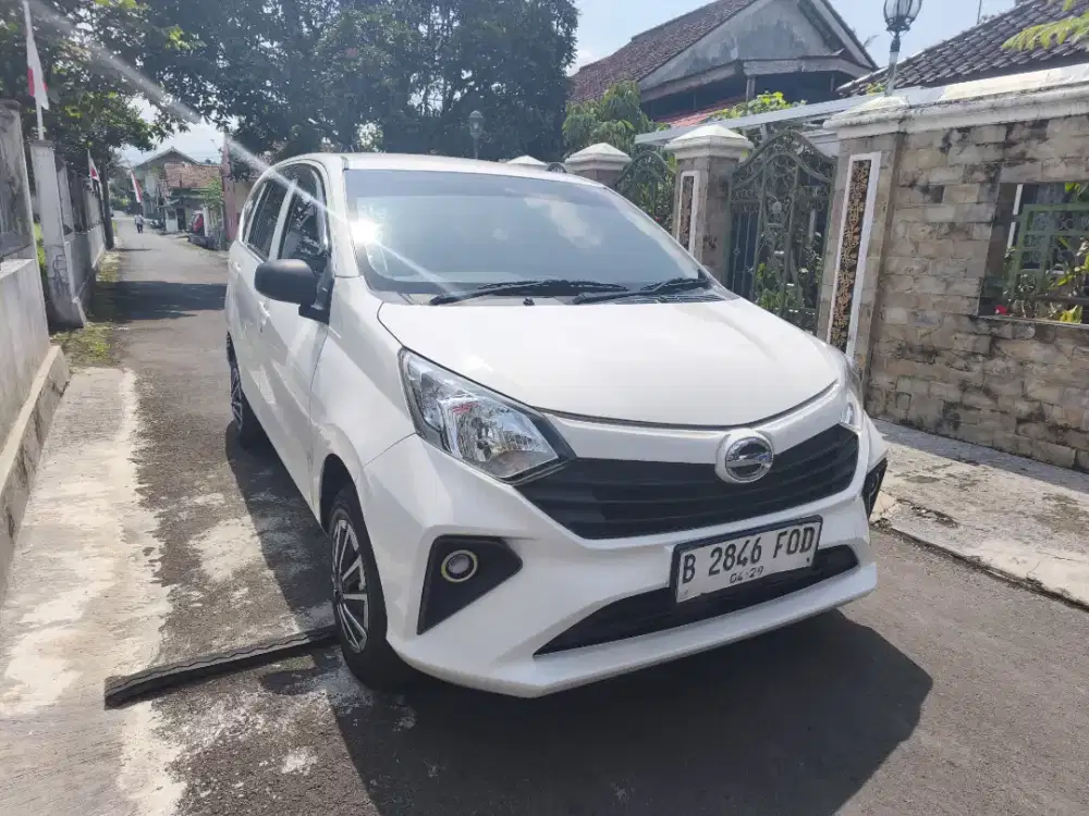 Sigra 2024 1.0 MT Putih
