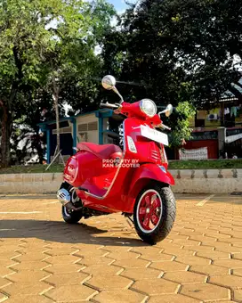 JUAL MURAH VESPA PRIMAVERA 150 3V 2015 MULUS