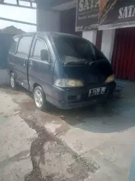 Daihatsu Mini Bus