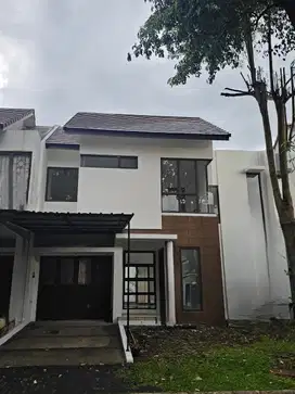 Dijual Rumah 2 Lantai Siap Huni di The Icon BSD City Tangerang Selatan