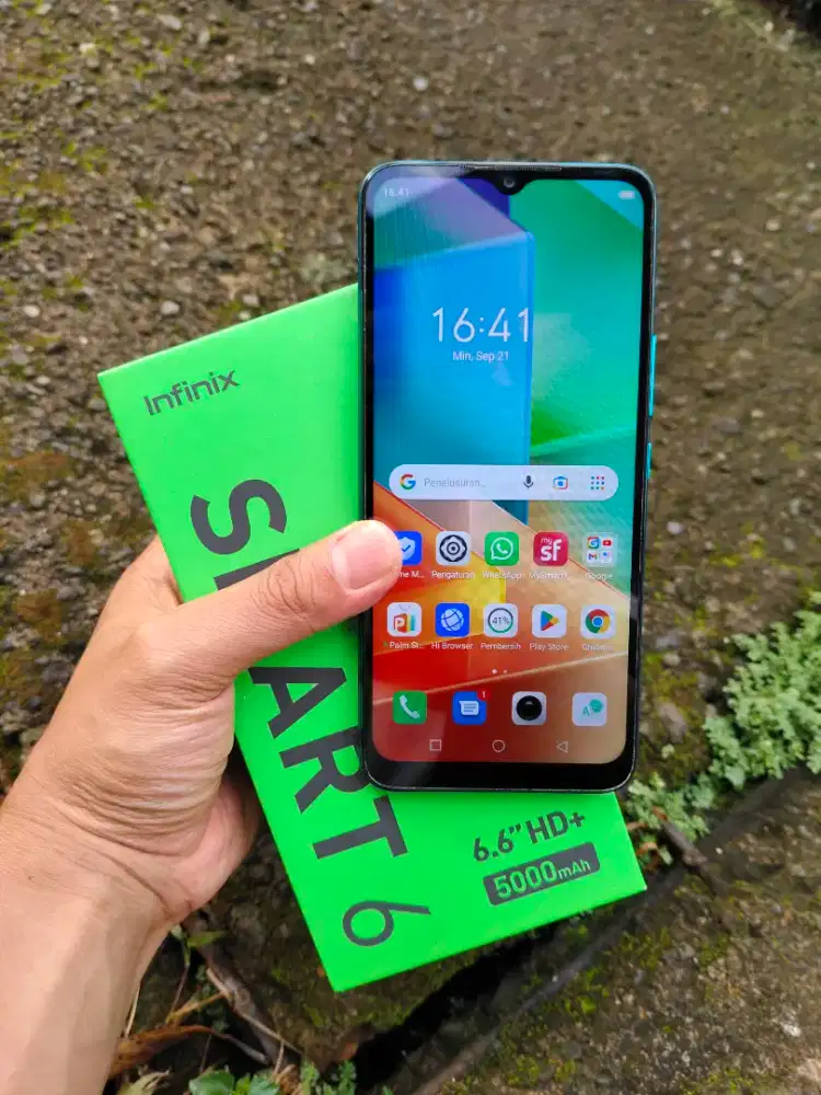 Infinix Smart 6 2/32 NFC Layar 6, 5 inci