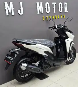 Honda Vario 125 CBS ISS tahun 2022 // KREDIT DP 1 JT