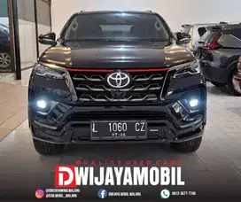 Toyota Fortuner 2.4 TRDs AT 2021