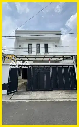 ANA RUMAH UK 8X15M MODEL AMERICAN CLASSIC DI KOMPLEK MERUYA