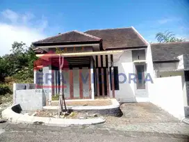 Dijual Rumah di Kediri di dalam perumahan, udara sejuk dan tenang