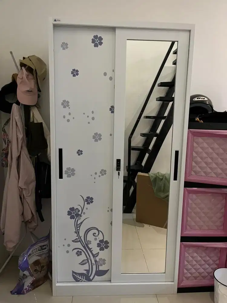 Lemari baju alumunium 2 pintu