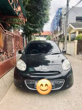 BISMILLAH Dijual Nissan March 1.2 A/T 2011