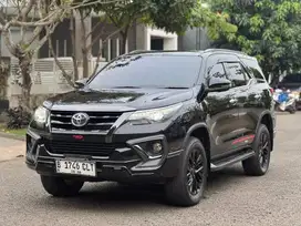 FORTUNER 2.4 VRZ TRD AT 2019 HITAM KM 82rb PAJAK PANJANG 08-2026