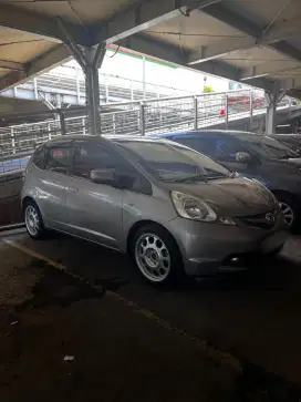 Jual cepat Honda jazz 2008