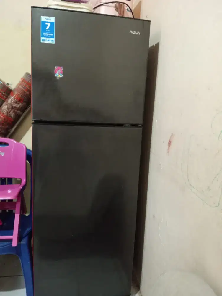 Kulkas Aqua 220L 2pintu