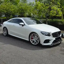 (CASH) Mercedes Benz E300 Coupe AMG 2019