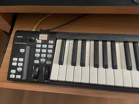 Midi Controller Keyboard ICON (88 keys)