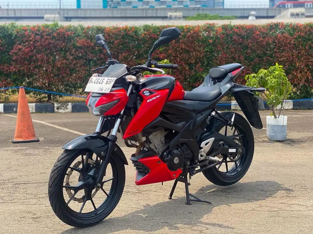 Suzuki GSX S GSXS GSX-S 150 2017