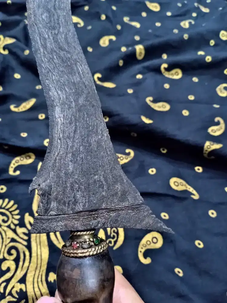 Keris Sepuh Sempana pamor Mrambut pusaka Mataram kuno