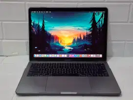 Macbook Pro ( 13-inch, 2017, Two Thunderbolt 3 ports)