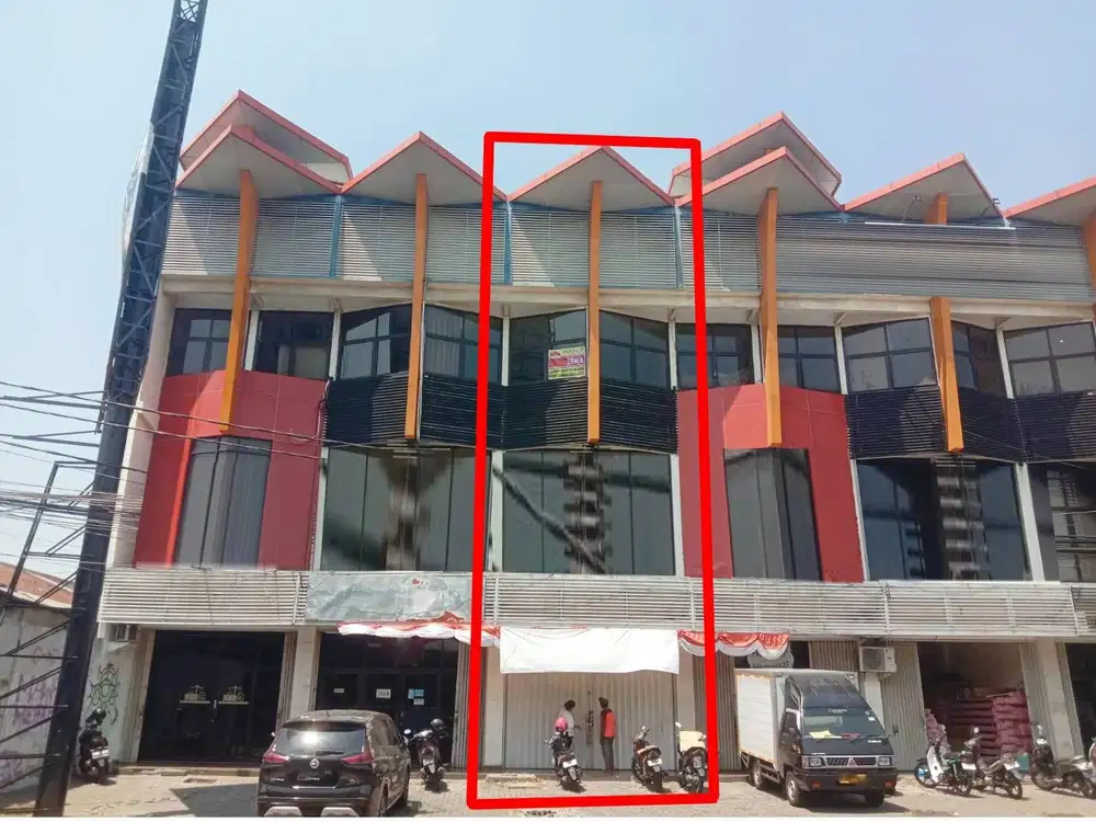 Ruko 3 Lantai Disewakan Lokasi Jl. Jendral Sudirman Semarang