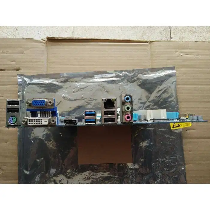 korban upgrade jual sepaket gigabyte b75m-deh +i7 3770 +ram 16gb.