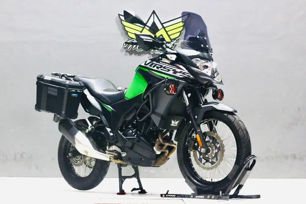 Kawasaki Versys 250 X-Tourer 2024 er6n KTM Duke390 W250 CBR250