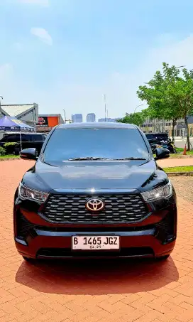 Innova Zenix 2.0 V A/T 2022