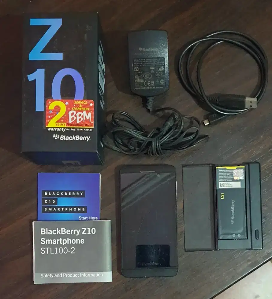 Blackberry BB Z10 Fullset + External Charger. Koleksi HP BlackBerry