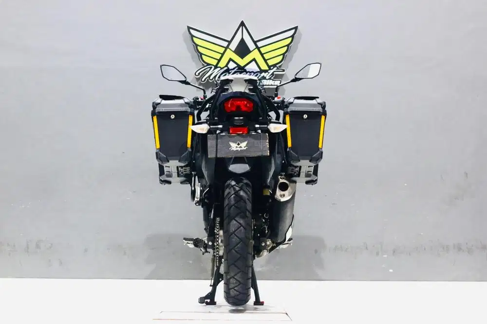 Kawasaki versys250 X-Tourer 2024 like new MT25 W250 er6n