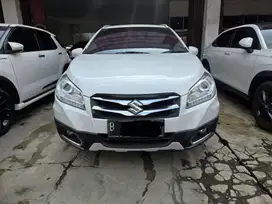 Suzuki SX4 Scross 1.5 AT ( Matic ) 2017 Putih Plat ganjil jakarta brt