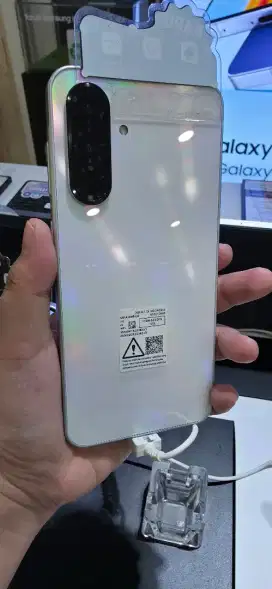 CICILAN BUNGA RENDAH HANYA E KTP SAMSUNG GALAXY A36 RAM 8/256