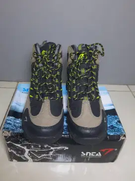 Sepatu Gunung Pria/Wanita SNTA 613 Semi Waterproof Ori