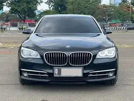 BERGARANSI‼️BMW 740Li AT HITAM 2014 (PEMAKAIAN 2016)