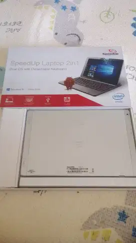 Laptop 2 in 1 bisa tab dan notbook os win 10 dan android