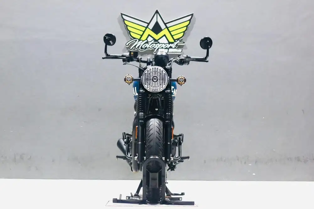 Royal Enfield Hunter350 ABS like new meteor350 classic350 er6n