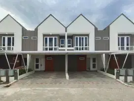 Rumah 2 Lt DP 5 Jta All in biaya, 10 menit dari stasiun cilebut