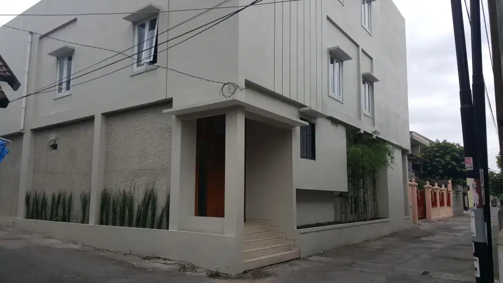 Rumah kost ekslusif dan guest house seturan belakang kampus UPN