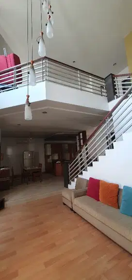 Dijual rumah minimalis 4 kamar di legenda wisata cibubur
