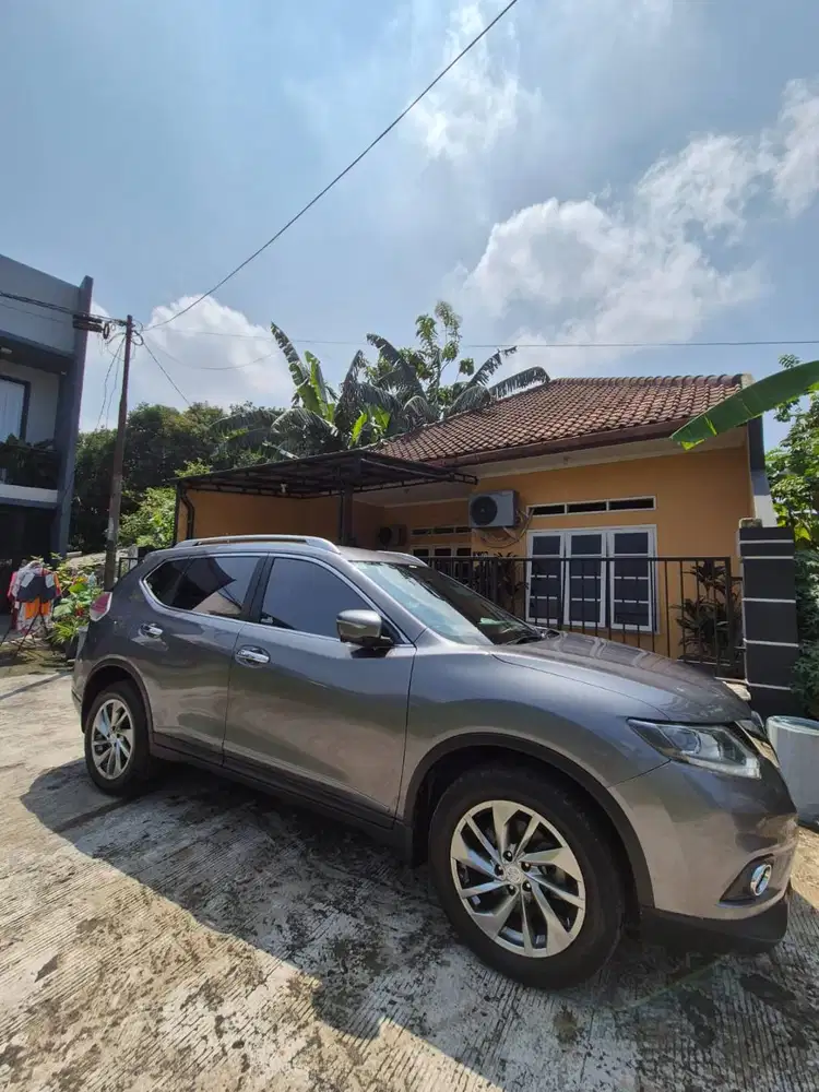 Nissan X-Trail/Xtrail 2.5 T32 AT Tahun 2017